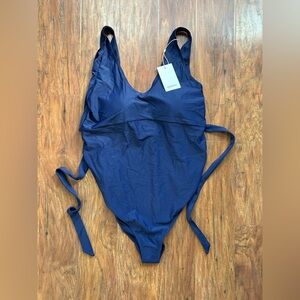 One-Piece Swimsuit V Neck Navy Blue NWT Quince